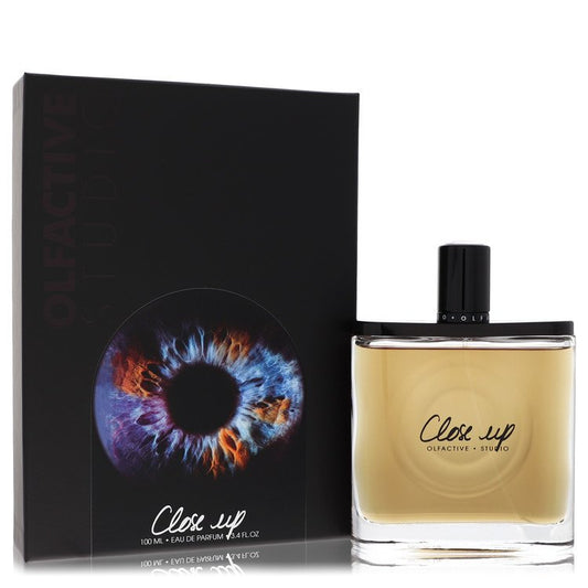 Olfactive Studio Close Up by Olfactive Studio Eau De Parfum Spray (Unisex) 3.3 oz for Women